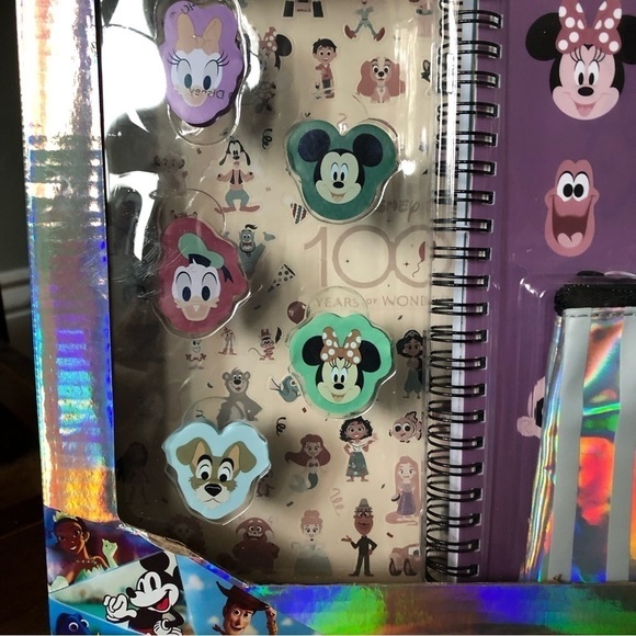 Disney 100 years: Journal Gift Set tabbed notebook, pencil case - Picture 2 of 6